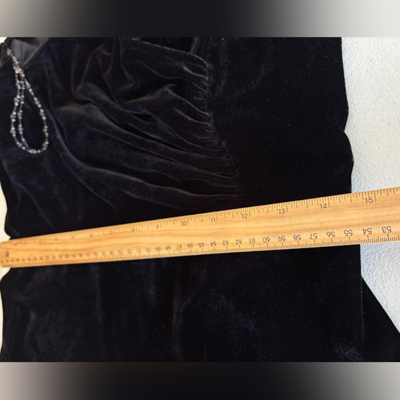 VINTAGE‎ ICE Velvet Camisole Y2K Black Top 90s Spaghetti Holiday Party Christmas - Picture 16 of 16